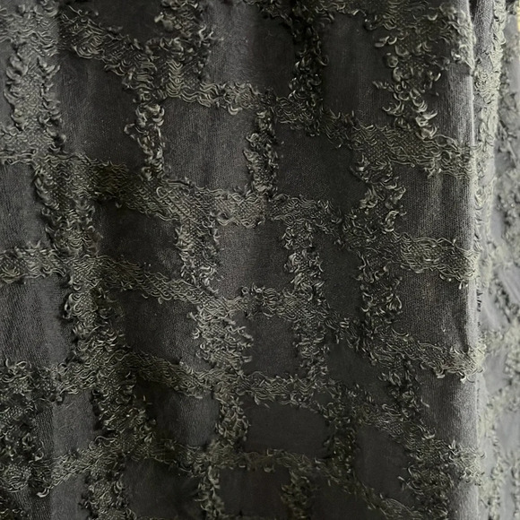 Anthropologie textured tank top - Picture 5 of 9